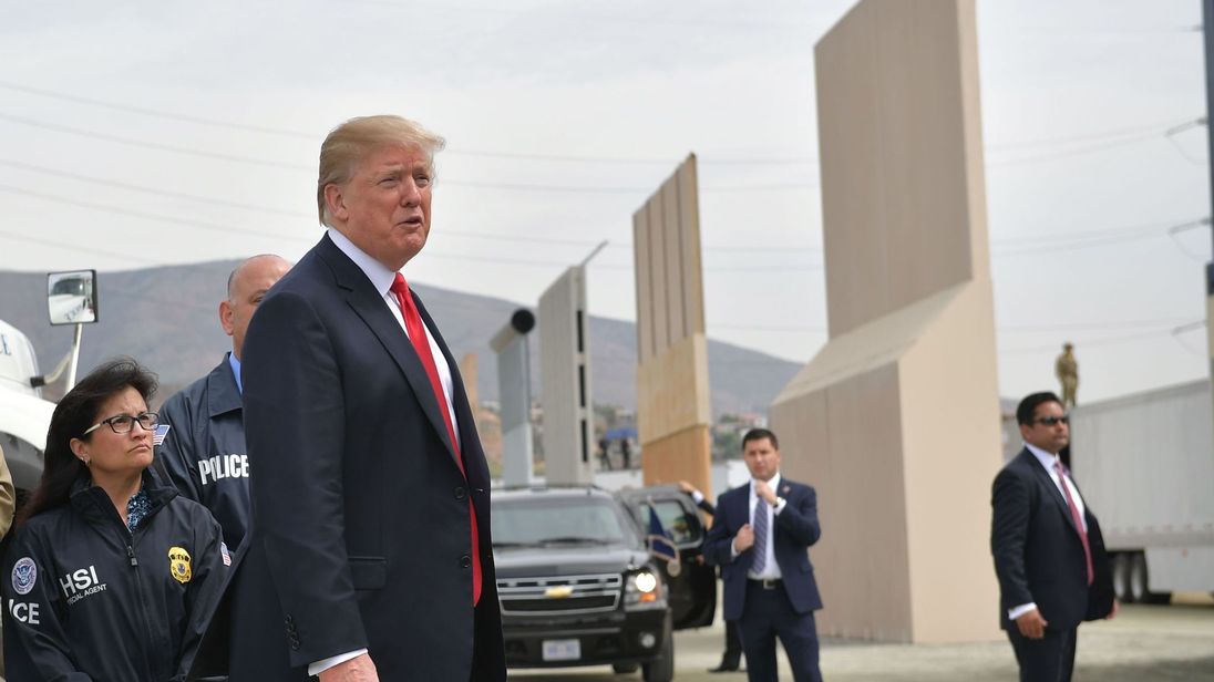 Trump Privately Pushing Military to Fund Border Wall